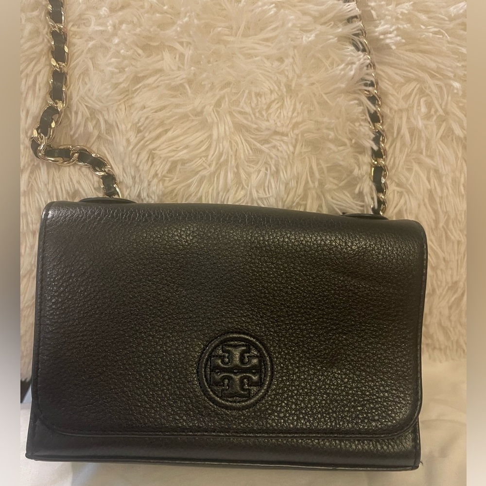 TORY BURCH Black Grained Leather Crossbody Bag